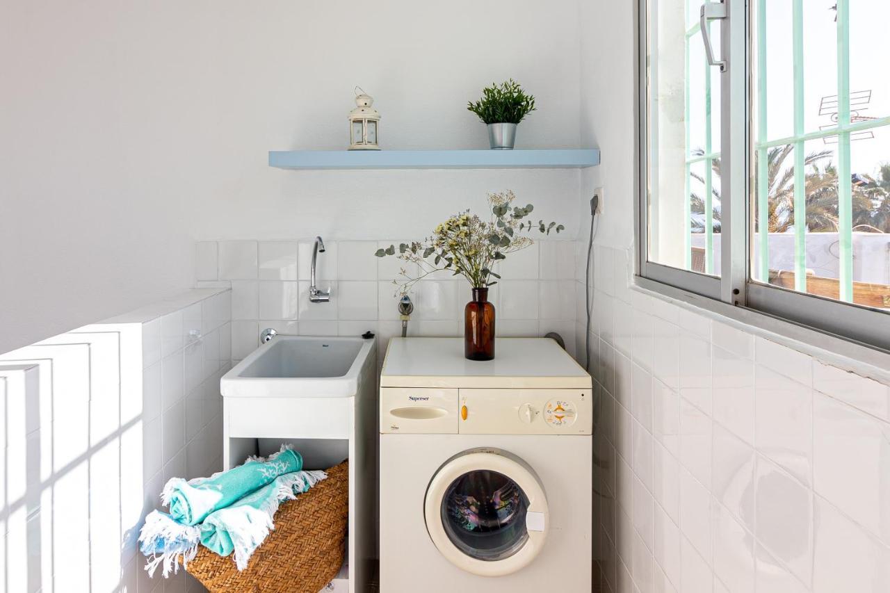 Sea & Wave Al Rolo Beach Apartment Malaga Luaran gambar