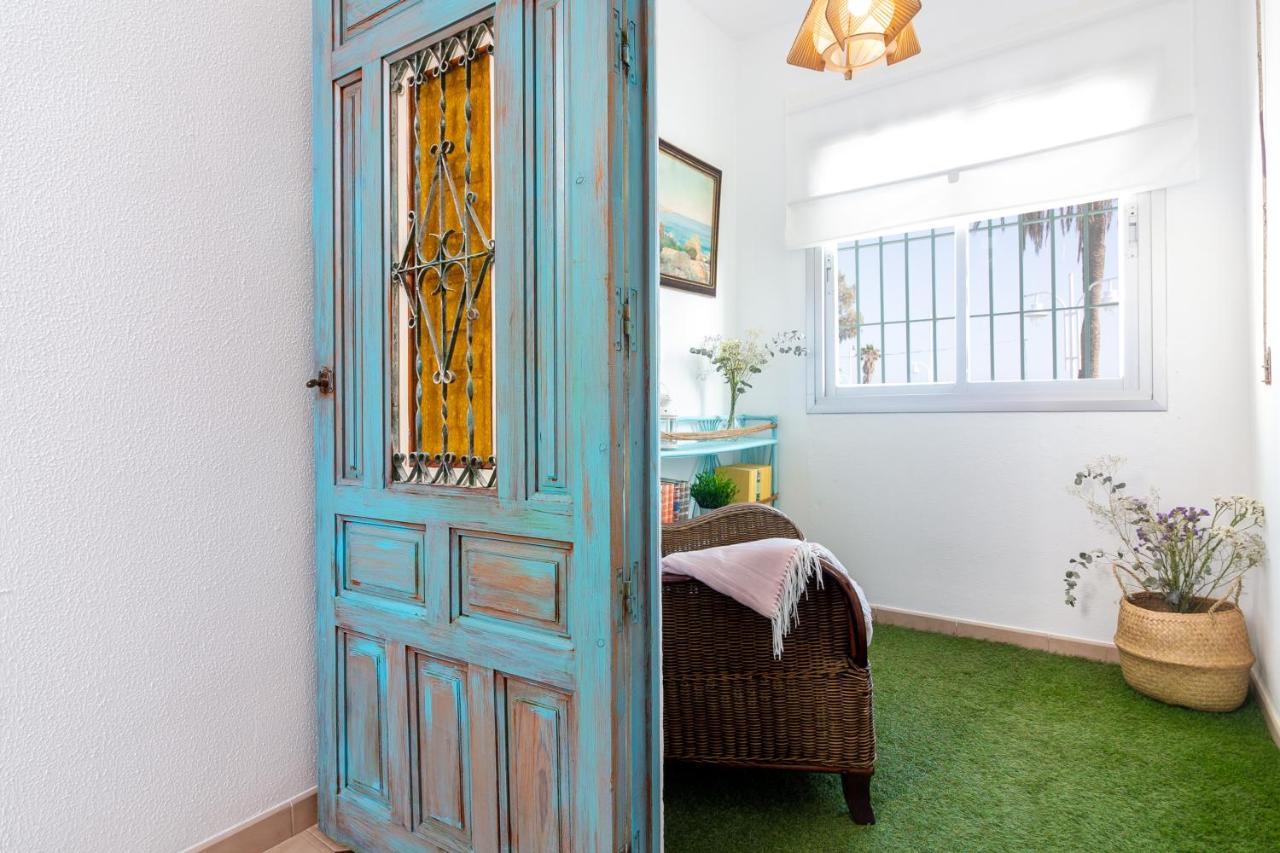 Sea & Wave Al Rolo Beach Apartment Malaga Luaran gambar