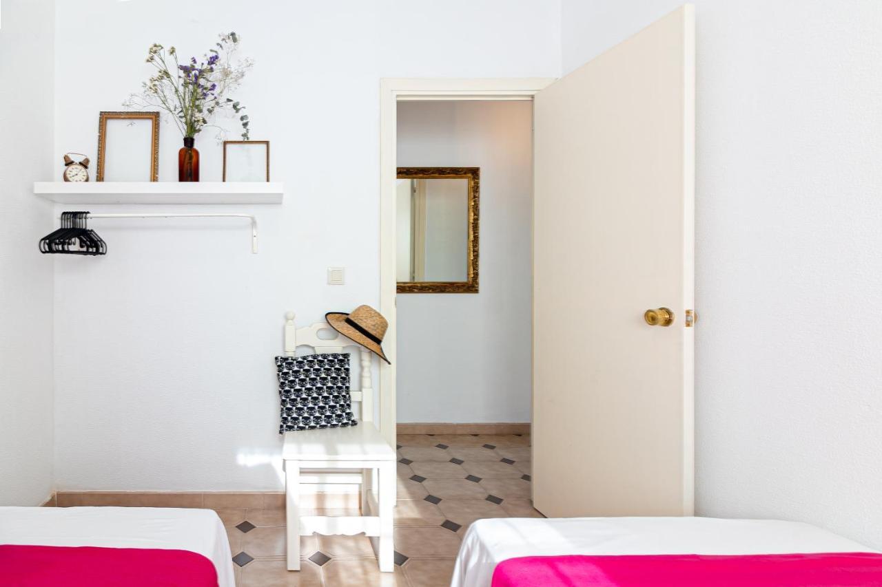 Sea & Wave Al Rolo Beach Apartment Malaga Luaran gambar